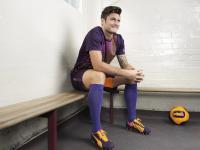 FB体育-郑思维关键制胜，丹麦队完胜泰国队背后的战术博弈与精神力量