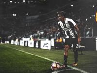 FB体育在线-曼城鏖战葡萄牙，德布劳内惊艳四座，一场定义时代的绿茵交响