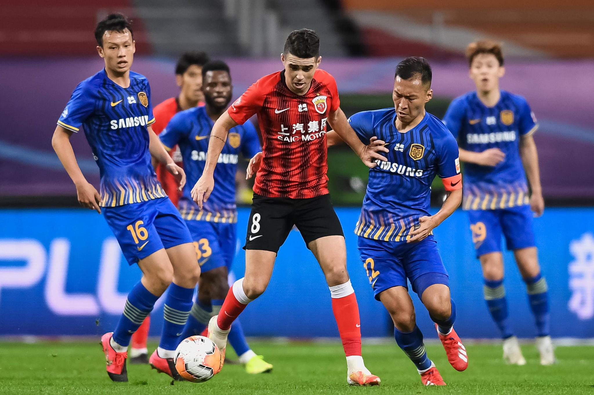 苏宁不敌上港,积分榜上被反超 苏宁不敌上港,积分榜上被反超