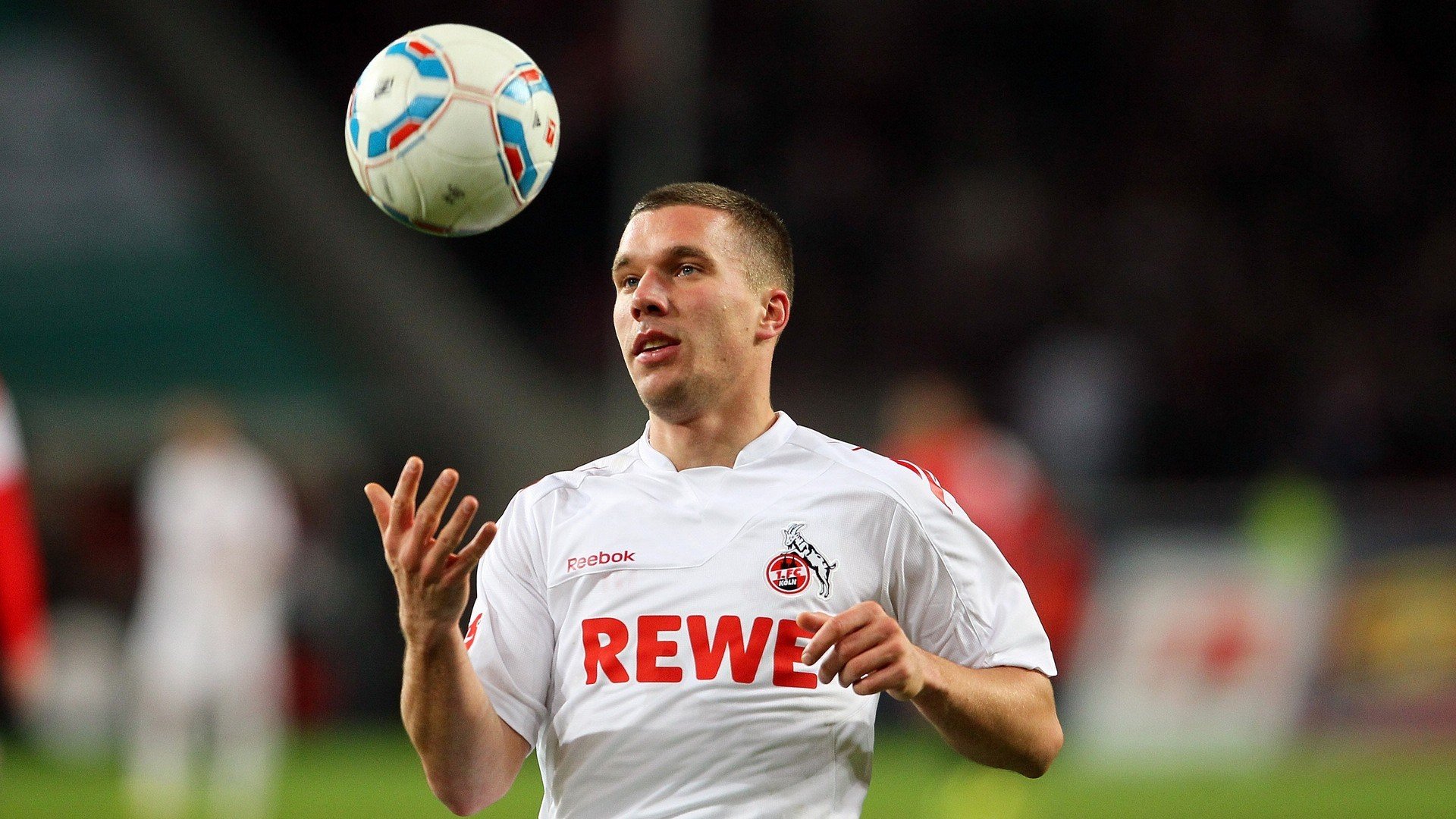 格纳布里惊艳四座,伊拉克绝杀挪威,足球世界里唯一性的双重奏